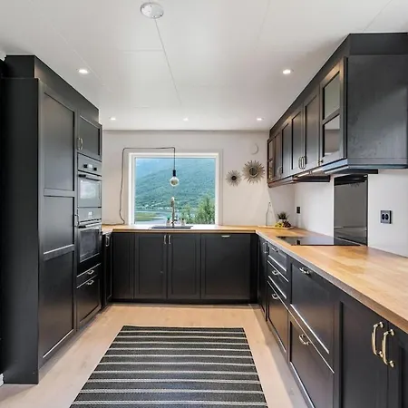 度假居 Fjord Northern Lights House