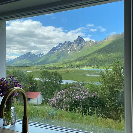 Fjord Northern Lights House Lakselvbukt