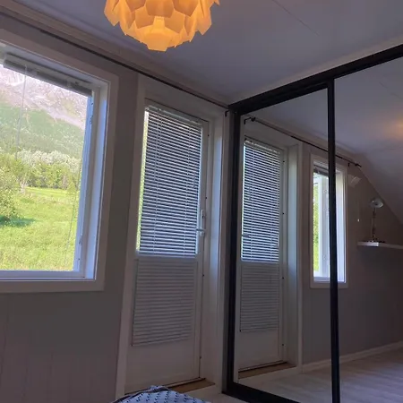 Fjord Northern Lights House *