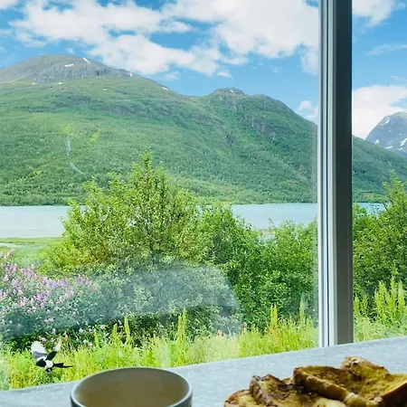 Fjord Northern Lights House * Lakselvbukt