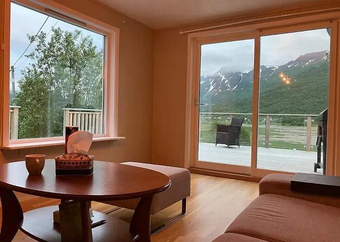 Дом отдыха Fjord Northern Lights House *